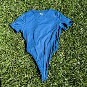 Women’s NWOT HYZ Blue Bodysuit Minimal Workwear Sleek Clasp Closure TikTok